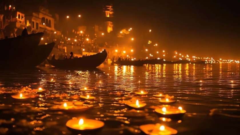 Diyas lit across the ghat steps on Dev Deepawali night, Varanasi