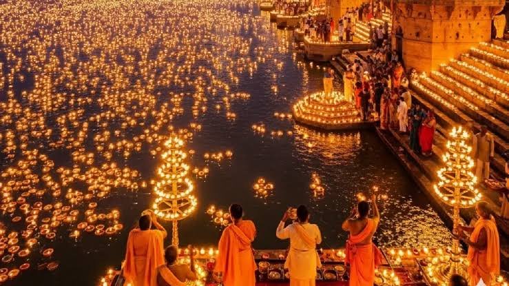 Ganga Aarti and lamps on Dev Deepawali, Varanasi ghats